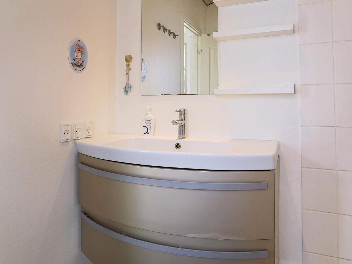 6 Person Holiday Home In 슬라겔스 외부 사진